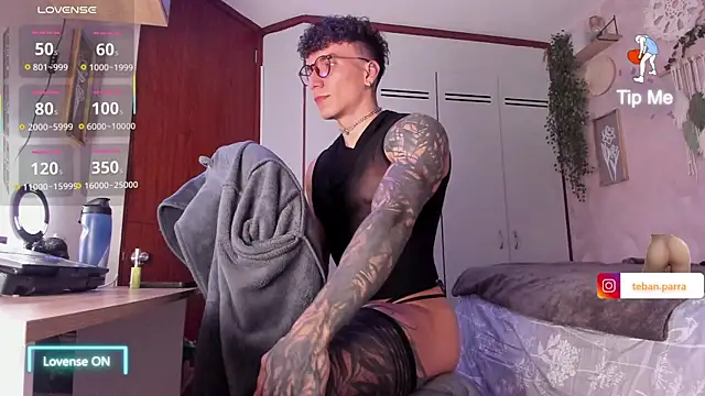 Snapshot of estebandi_do chatting on October 2025 03:47:02 AM estebandi do online show from October 2025 03:47:02 AM