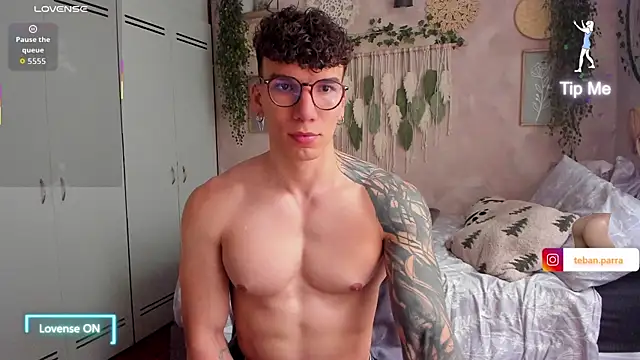 Snapshot of estebandi_do chatting on November 2025 09:30:02 PM estebandi do online show from November 2025 09:30:02 PM