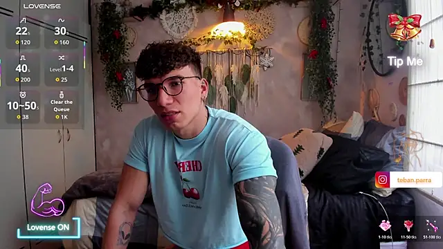 Snapshot of estebandi_do chatting on December 2025 08:38:02 PM estebandi do online show from December 2025 08:38:02 PM