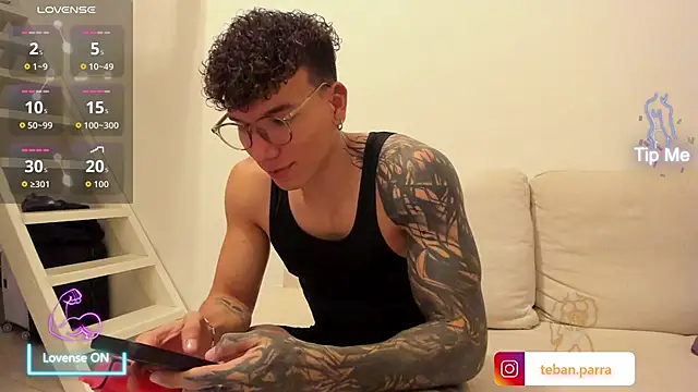 Snapshot of estebandi_do chatting on March 2026 05:18:02 PM estebandi do online show from March 2026 05:18:02 PM