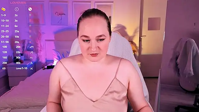 Kitty Rest  online show from November 2025 04:11:02 PM