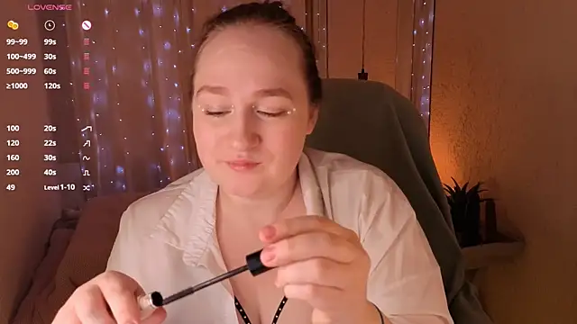 Kitty Rest  online show from April 2026 11:12:01 AM