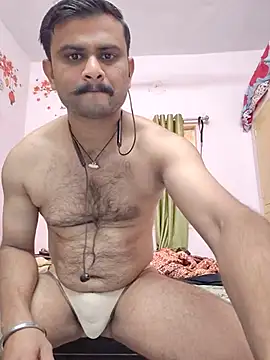 Frvgggghh online show from December 2025 09:03:01 AM