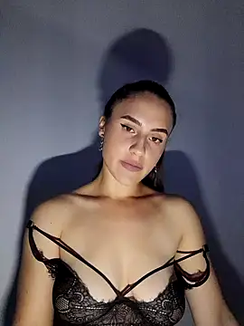 SweetViky online show from October 2025 05:23:02 PM