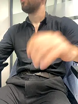 speddy34 online show from December 2025 07:06:02 AM