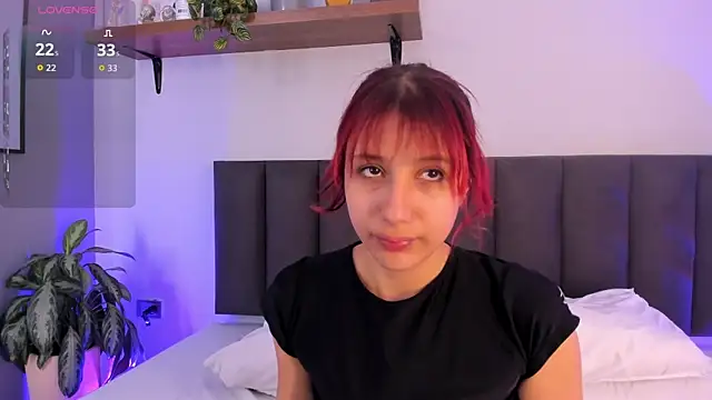 Snapshot of Cristalfoxy_ chatting on July 2026 07:57:01 PM Cristalfoxy online show from July 2026 07:57:01 PM