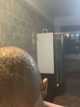 Snapshot of Vince_Favent chatting on September 2025 01:17:01 AM Vince Favent online show from September 2025 01:17:01 AM