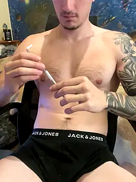 fronkie9384 online show from November 2025 10:43:02 AM