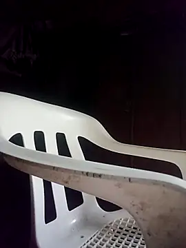 Lucy-Ferr online show from September 2025 08:53:01 PM