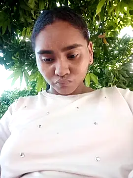 Lucy-Ferr online show from December 2025 02:14:02 PM