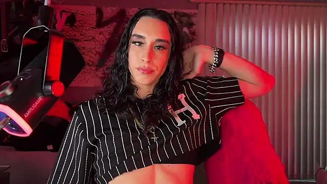 xoFrankie online show from April 2026 01:42:02 AM