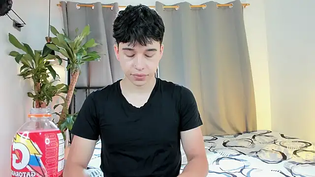 Snapshot of mrhot_night chatting on June 2026 08:24:02 PM mrhot night online show from June 2026 08:24:02 PM
