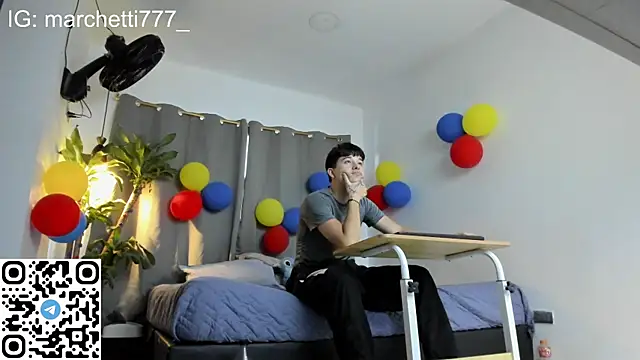 Snapshot of mrhot_night chatting on June 2026 11:00:01 PM mrhot night online show from June 2026 11:00:01 PM