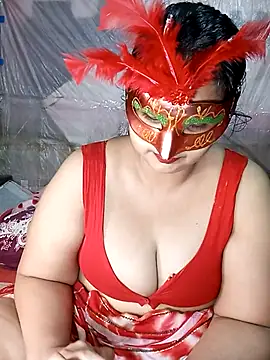 Tanisha-Chy online show from December 2025 05:33:02 PM