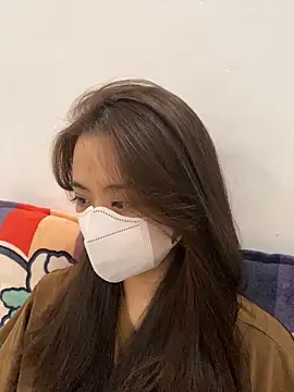 Mochi21 online show from November 2025 03:28:01 AM