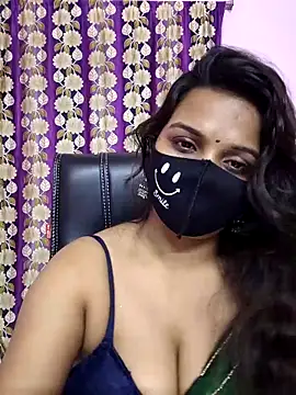 Snapshot of cutie_pei002 chatting on April 2026 05:55:01 PM cutie pei002 online show from April 2026 05:55:01 PM