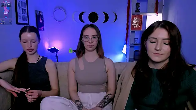 khloebeauty online show from March 2026 09:23:01 PM