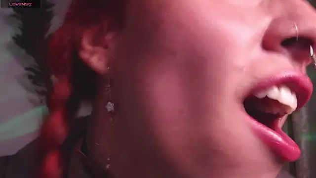 bri von dhara   online show from November 2025 03:56:02 PM