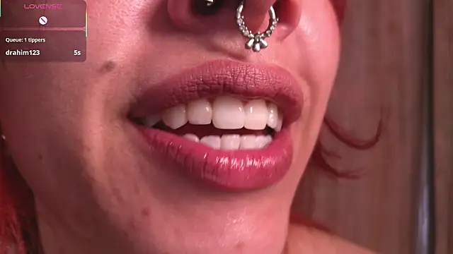 bri von dhara   online show from December 2025 04:34:02 PM