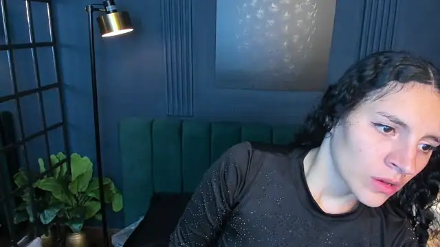 Snapshot of aliceandsia chatting on September 2025 03:08:01 AM aliceandsia online show from September 2025 03:08:01 AM