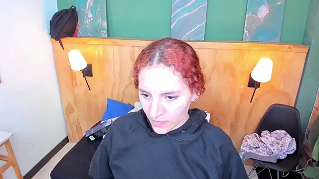 aliceandsia online show from January 2026 07:06:02 PM