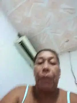 Naomi-Mature online show from December 2025 08:01:01 AM