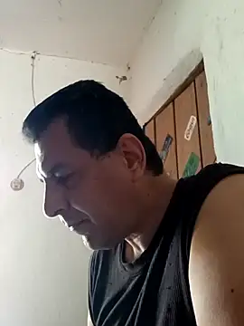 voyerista50 online show from October 2025 04:41:01 PM