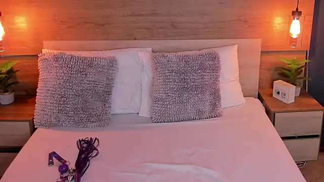 Snapshot of SusanAdams1 chatting on November 2025 12:59:01 PM SusanAdams1 online show from November 2025 12:59:01 PM