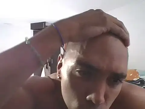 sebastian213 online show from April 2026 09:28:02 PM