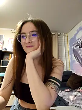 SophiaHarris online show from October 2025 04:35:02 PM
