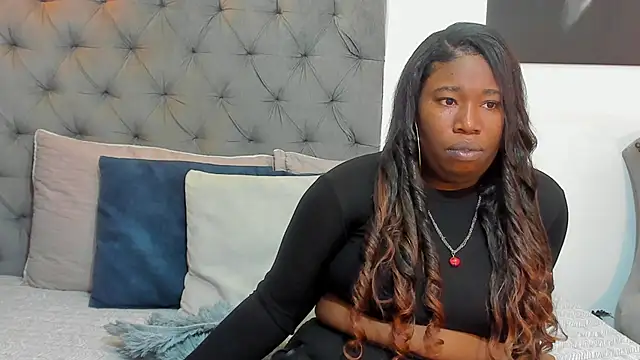 nahiroby ebony online show from April 2026 05:53:02 PM