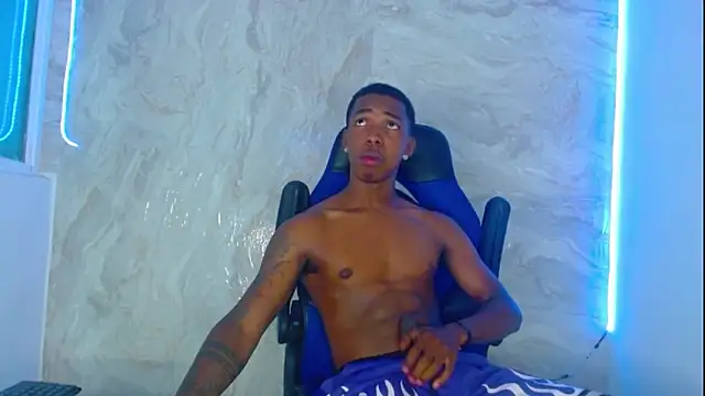 maicoljorda online show from September 2025 01:22:02 PM