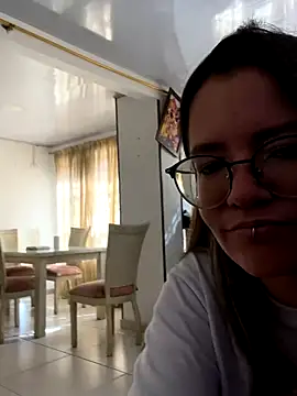Allison Bailey online show from October 2025 07:35:02 PM