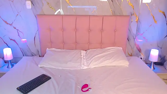 Red kytty6 online show from April 2026 05:45:02 AM