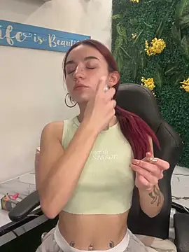 Snapshot of Red_kytty6 chatting on June 2026 01:33:01 AM Red kytty6 online show from June 2026 01:33:01 AM