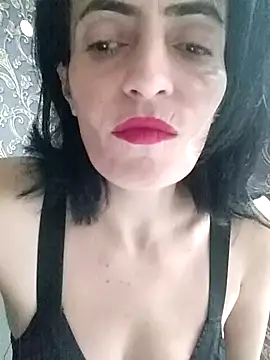 Gecenin Kralicesi online show from January 2026 06:40:01 AM