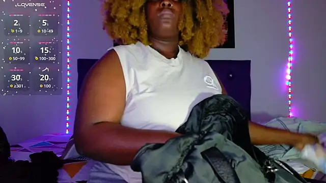 ebony NeighborMoans online show from February 2026 03:12:01 AM