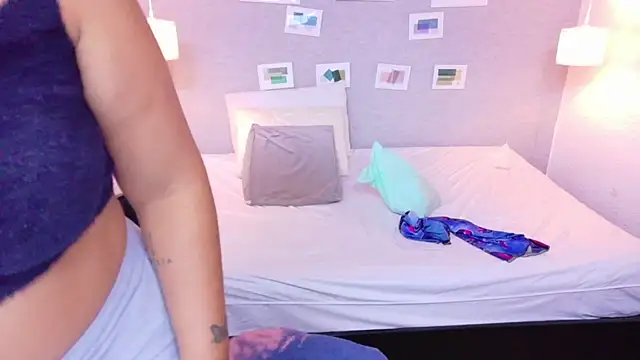 fat naughtyass online show from June 2026 01:17:02 PM