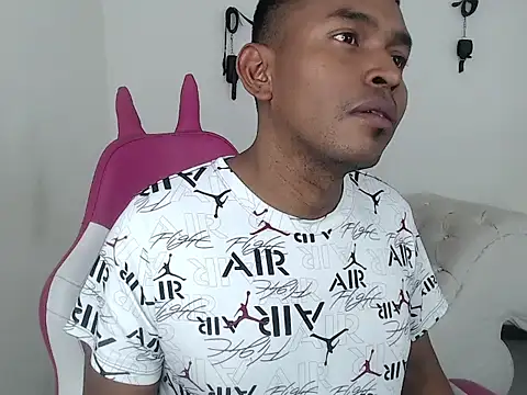 Snapshot of Adam_Morgan2 chatting on May 2026 11:36:01 PM Adam Morgan2 online show from May 2026 11:36:01 PM