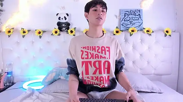 AleAurarashi online show from January 2026 12:47:01 AM