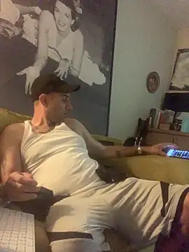 Hothotboyg online show from October 2025 12:37:02 PM