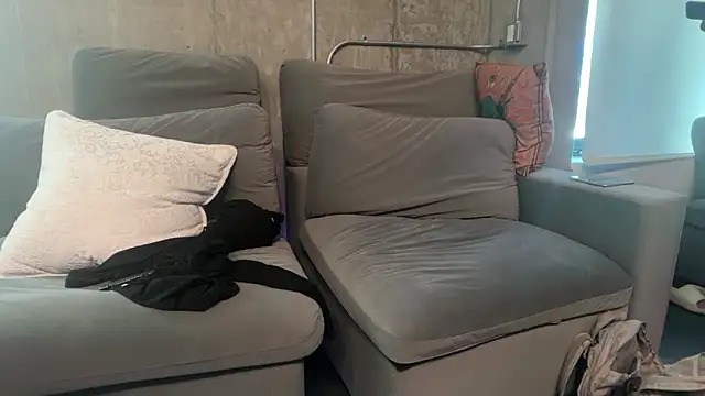 Hothotboyg online show from March 2026 09:09:01 PM