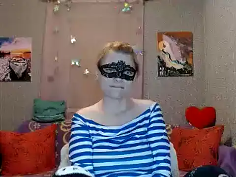 Miss Nona online show from April 2026 10:18:02 AM