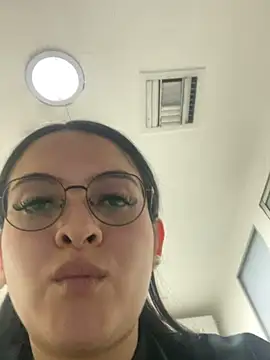 marianm29 online show from November 2025 10:23:01 PM