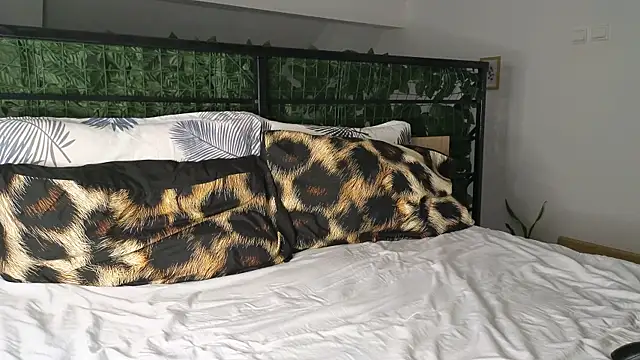 RyanStorm  online show from December 2025 10:19:01 PM