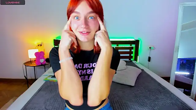 ArinaWinss online show from September 2025 06:02:02 AM