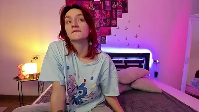 ArinaWinss online show from November 2025 08:19:01 PM