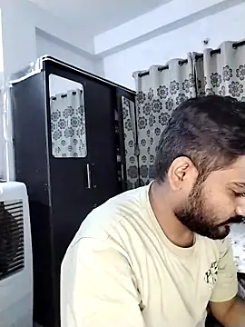 avi007p online show from February 2026 07:01:02 PM