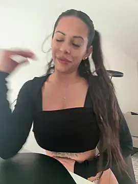 Snapshot of Teparolaverga1990 chatting on April 2026 11:15:01 AM Teparolaverga1990 online show from April 2026 11:15:01 AM