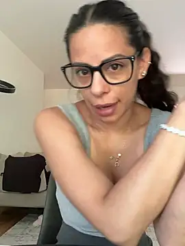Teparolaverga1990 online show from June 2026 05:12:01 AM